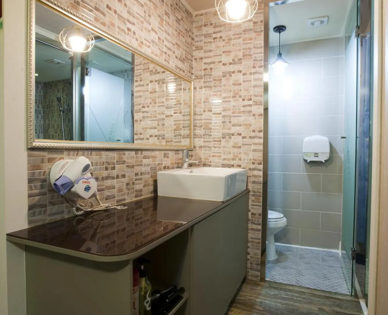 **  Max Motel - Sasang Busan South Korea