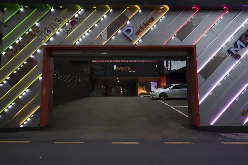 Max Motel - Sasang Busan